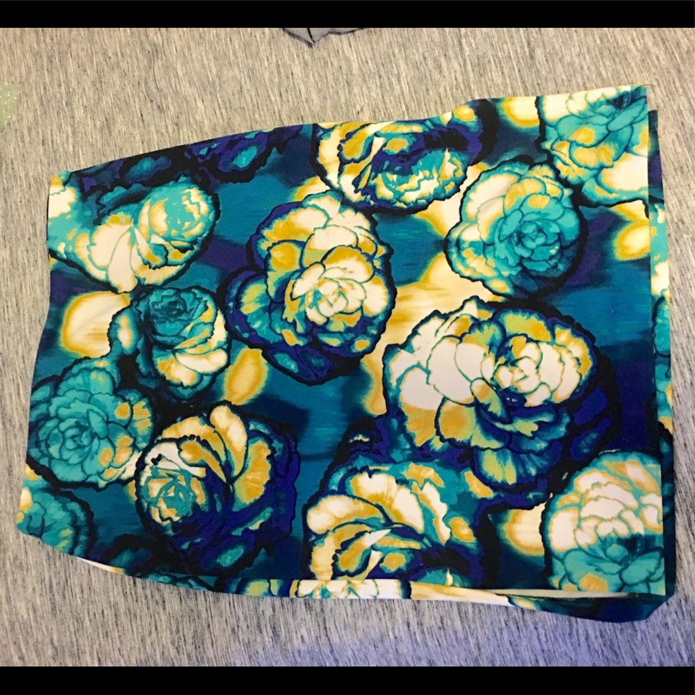 Worthington Knee Length Floral Pencil Skirt